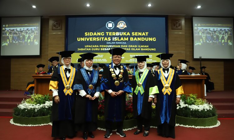 Hari Ini Unisba Kukuhkan Empat Guru Besar Baru