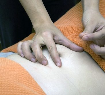 Mengenal Pengobatan Tradisional Cina Akupunktur dan Refleksiologi
