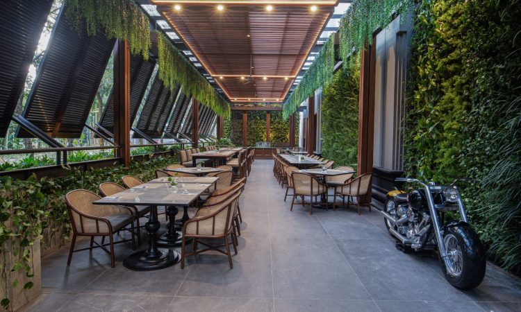 PLATARAN Bandung berkesempatan menggelar Media Gathering yang dihadiri puluhan Media Cetak, Online, dan TV, Kamis, (2/11), di Ruang Kenari, Plataran Bandung, Jalan Diponegoro Nomor 27 Kota Bandung.