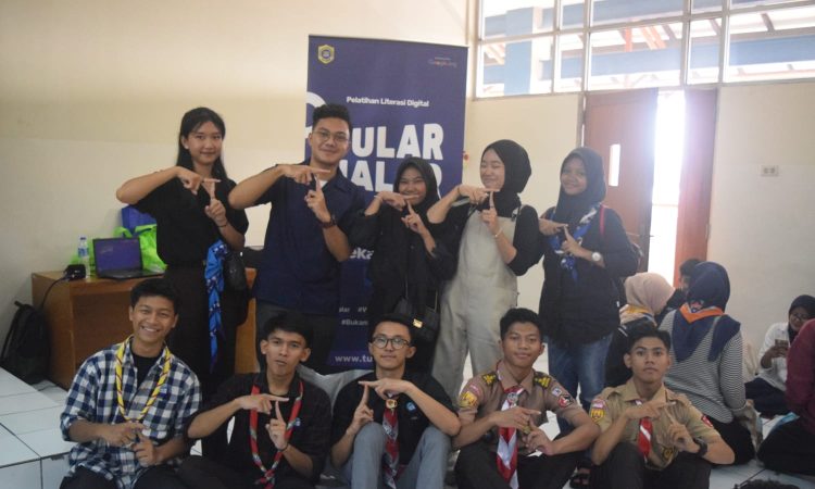 Pramuka Kota Bandung Ikuti Pelatihan Sekolah Kebangsaan di Fikom Unisba