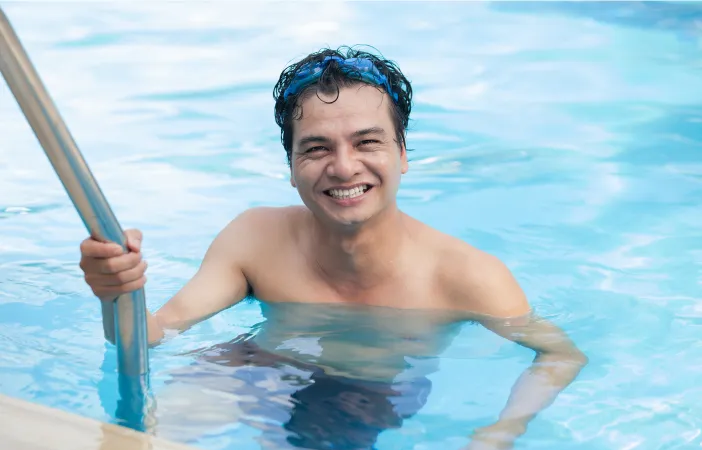 Berbagai Manfaat Berenang Rutin untuk Kesehatan Pria