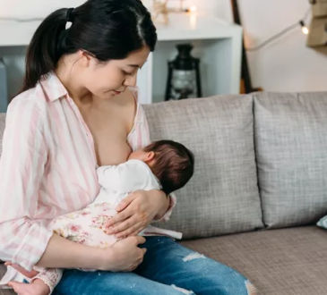 10 Cara Merawat Payudara saat Menyusui