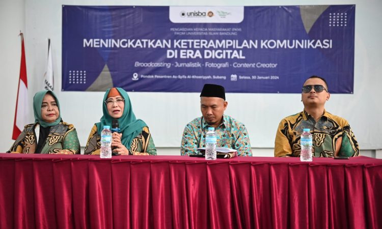 Fikom Unisba Selenggarakan PKM Keterampilan Komunikasi Digital di Subang