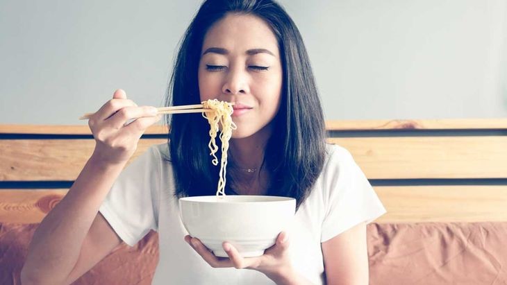 Bolehkah Ibu Hamil Makan Mi Instan?